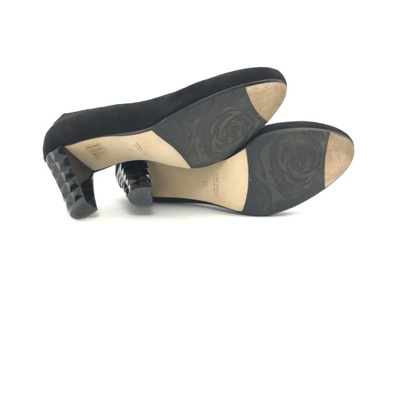 Clearance! Last Call! Made in Italy! "Taryn Rose" Black Suede Pumps Size 7 - Picture 3 of 7
